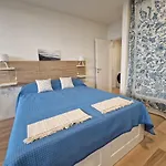 Waterfront With Terrace شقة *